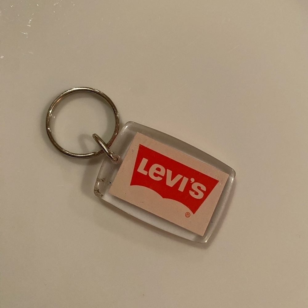 Vintage Levi's Red Batwing Logo Acrylic Block Keychain Rare 70s 80s